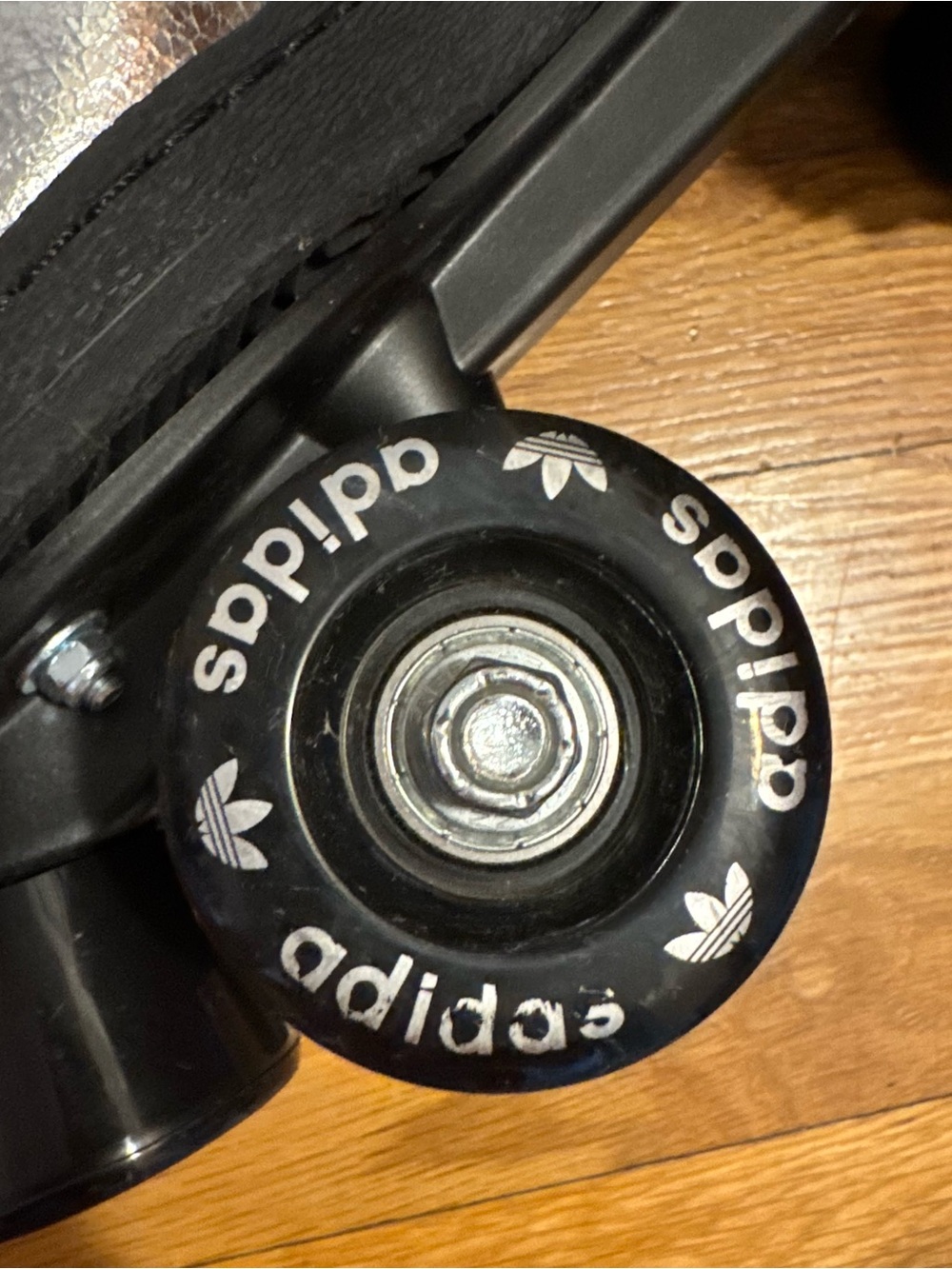 Adidas Superstar Silver High-Top Roller Skates - Picture 11 of 15